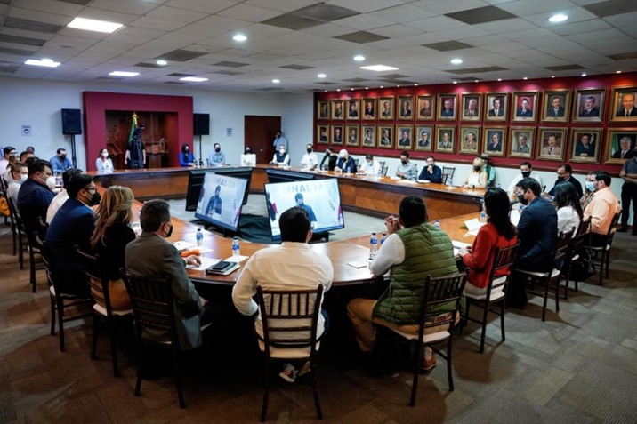 Con la finalidad de impulsar nuevos programas la SE, se reúne con el Ecosistema Emprendedor