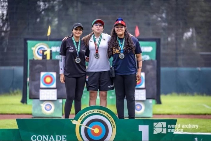 Arqueros sinaloenses brillan en México con oro, plata y bronce