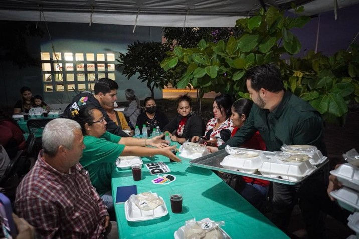Familias del Hospital General reciben alimentos y apoyo para gastos médicos