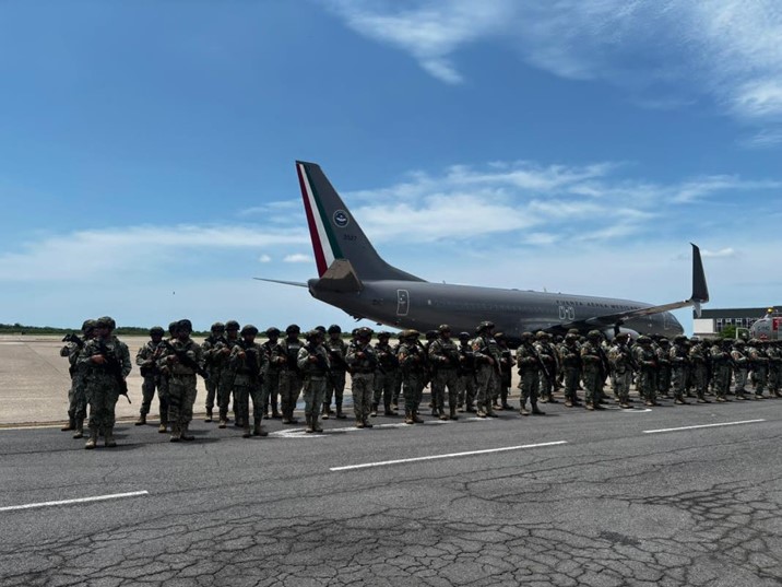 Arriban 1,300 militares a Mazatlán para reforzar la seguridad