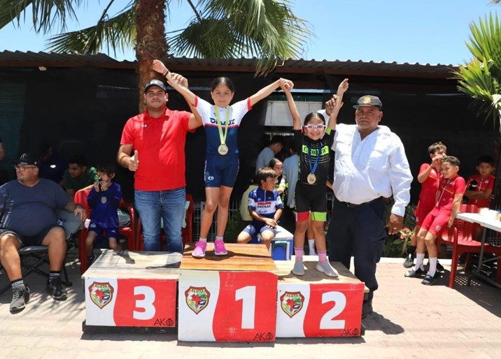 Elotenses clasifican al Estatal de Ciclismo Infantil 2024