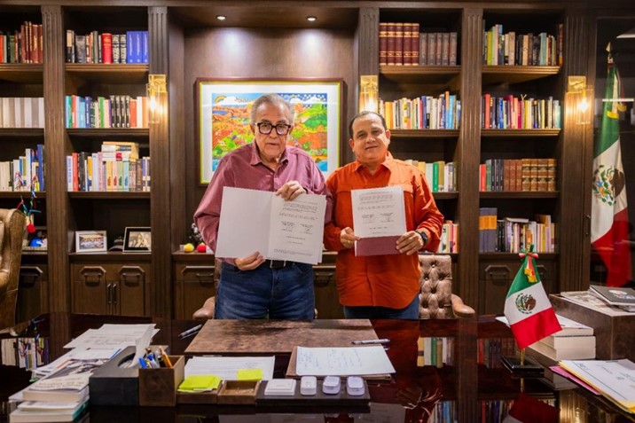 Firma el gobernador Rocha Moya convenio con el SNTE 53