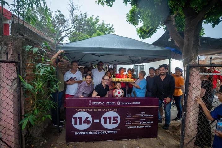 Familias de la colonia Buenavista reciben dos nuevas calles pavimentadas