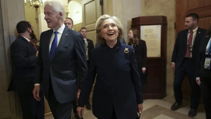 Los Clinton aceptan declarar sobre Epstein