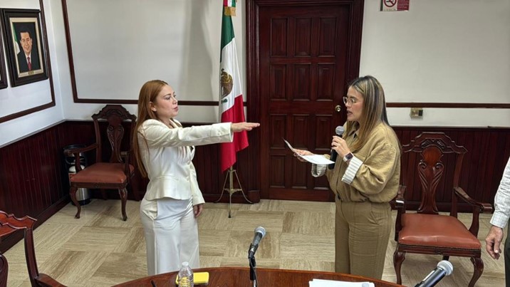  Alcaldesa toma protesta a nueva síndica Procuradora del Ayuntamiento de Culiacán 
