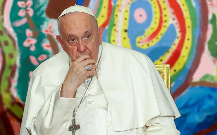 Episodio de fiebre obliga al Papa Francisco a cancelar agenda