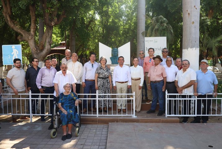 Navolato honra a su primer alcalde con monumento conmemorativo