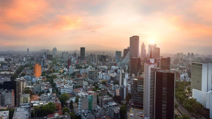 Economía mexicana sorprende y crece más de lo esperado