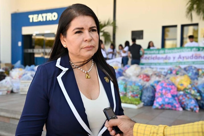 Estudiantes de la UAS fortalecen el altruismo mediante jornada de reciclaje