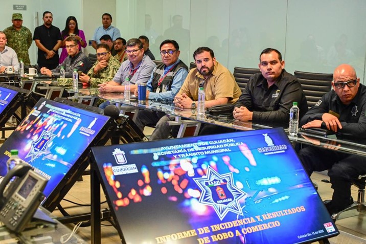 Autoridades y comerciantes cierran filas contra robos en Culiacán