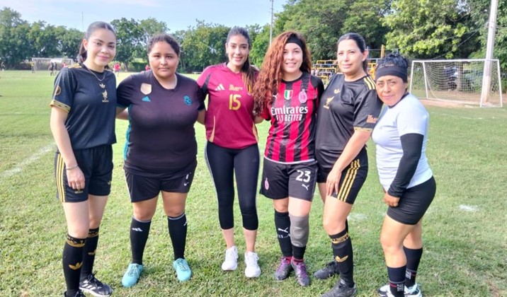  Ellas le dan el toque femenino a la Liga Periodística "Pa Delante Sinaloa"