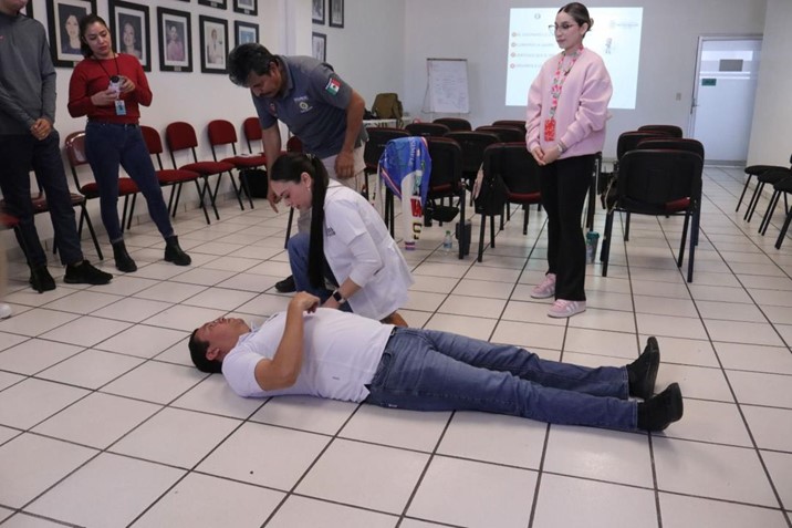 Personal médico de DIF Bienestar Culiacán se capacita en primeros auxilios