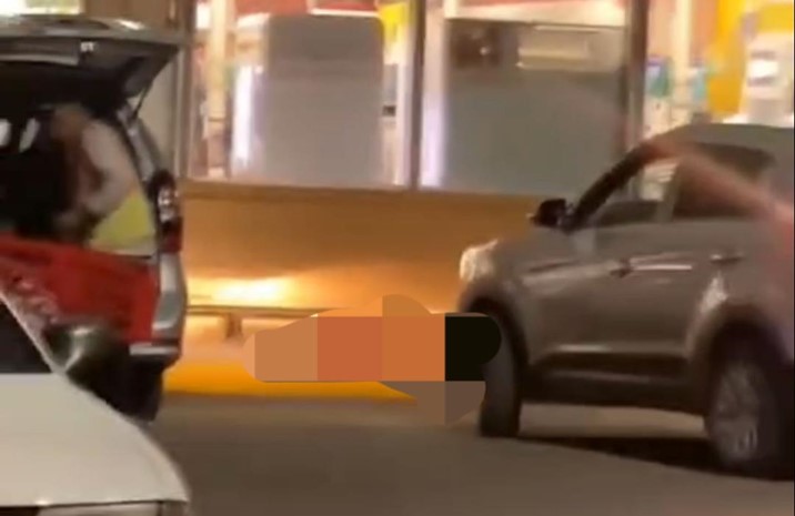 Asesinan a balazos a un hombre frente a un supermercado en Culiacán 