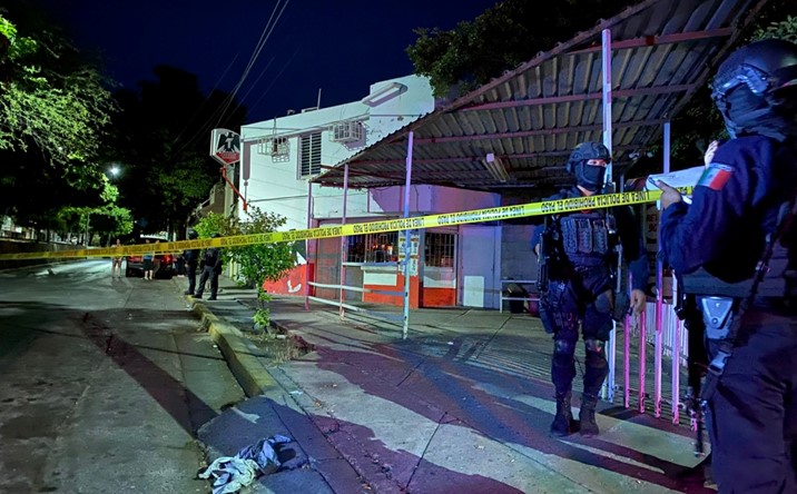  Ejecutan a balazos a un hombre en un expendio de cerveza, en Culiacán