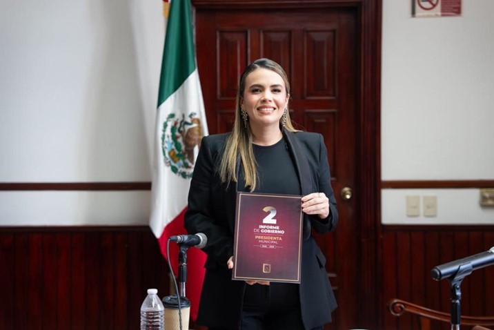 Entrega alcaldesa segundo informe al Ayuntamiento de Culiacán
