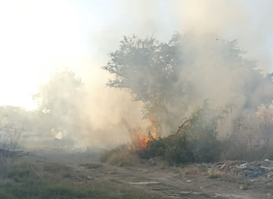 Vecinos de Valle Alto exigen poner freno a la quema de basura