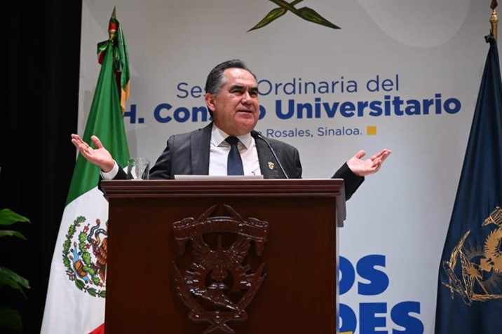 Jesús Madueña destaca logros académicos y avances financieros de la UAS al cierre del ciclo escolar