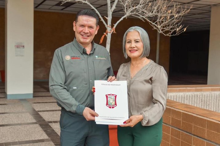 IMSS Bienestar recibe título de propiedad para nuevo Hospital de Guamúchil