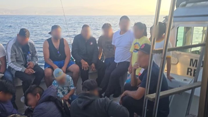 Marina intercepta dos yates con 45 mexicanos rumbo a Estados Unidos