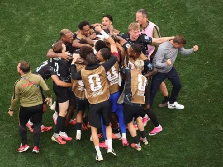 Canadá avanza a octavos de final con gol agónico ante Sudáfrica