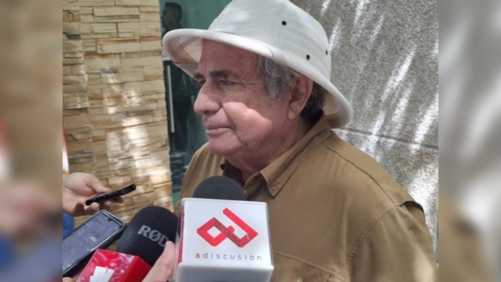 “Sí, sí”: diputado de Morena admite que fue a marcha en Chihuahua y calla sobre el viaje