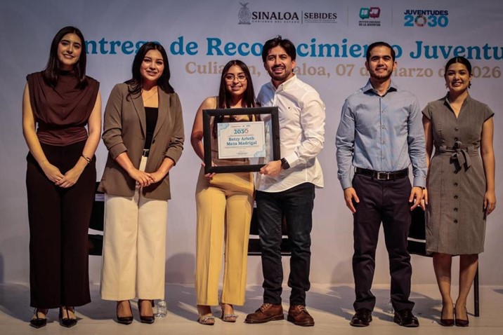 Reconocen en Sinaloa a jóvenes destacados del movimiento Juventudes 2030