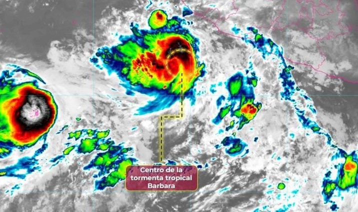 "Bárbara" sigue tomando fuerza y este lunes se convertirá en huracán categoría 1