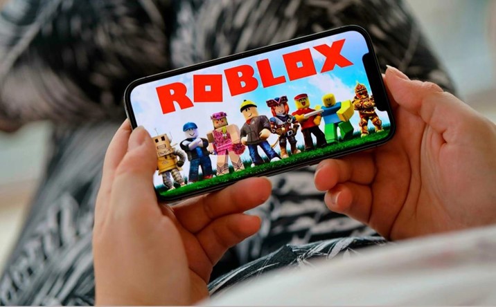 Criminales usan Roblox y Free Fire para enganchar a menores