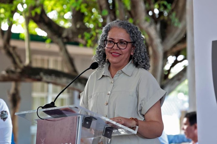 Reitera Graciela Domínguez respeto al Congreso ante señalamientos de distanciamiento