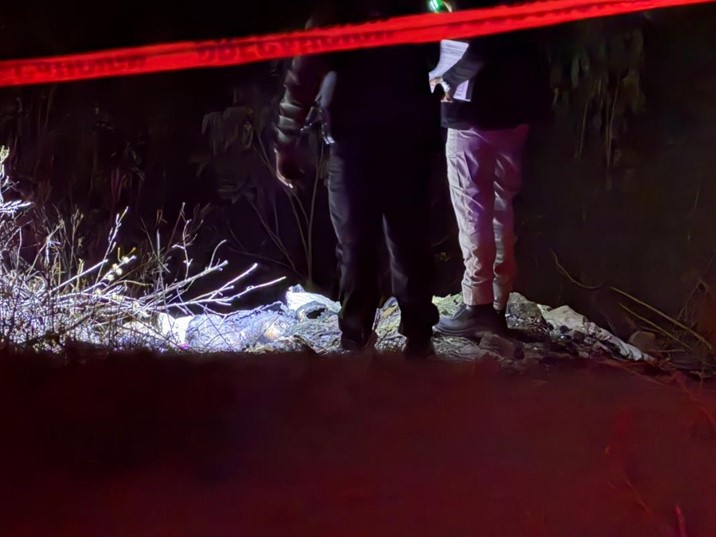 Hallan a una persona calcinada al oriente de Culiacán