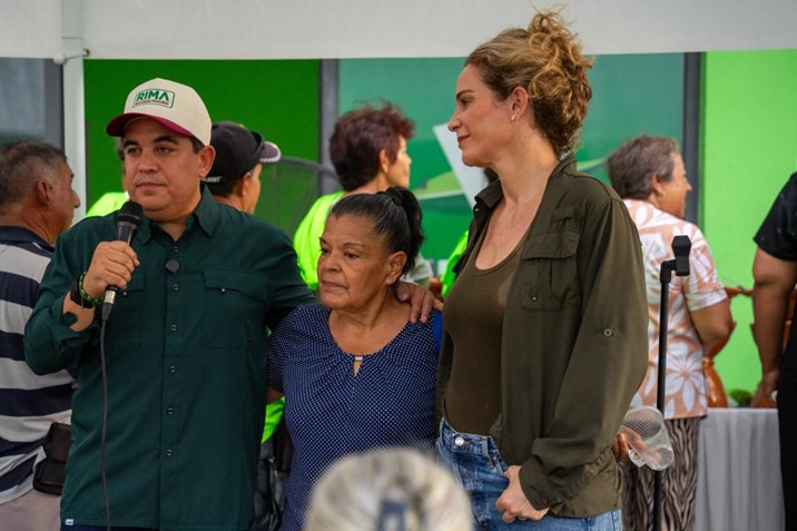 Madrid escucha demandas vecinales y plantea nuevas gestiones sociales