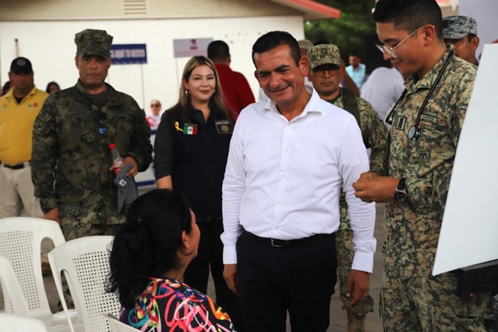 Navolato acerca servicios médicos y sociales a cinco colonias