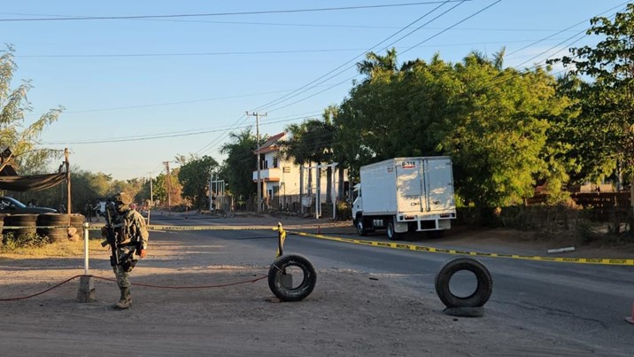  Conductor de tractocamión resulta herido tras ataque armado en Culiacán