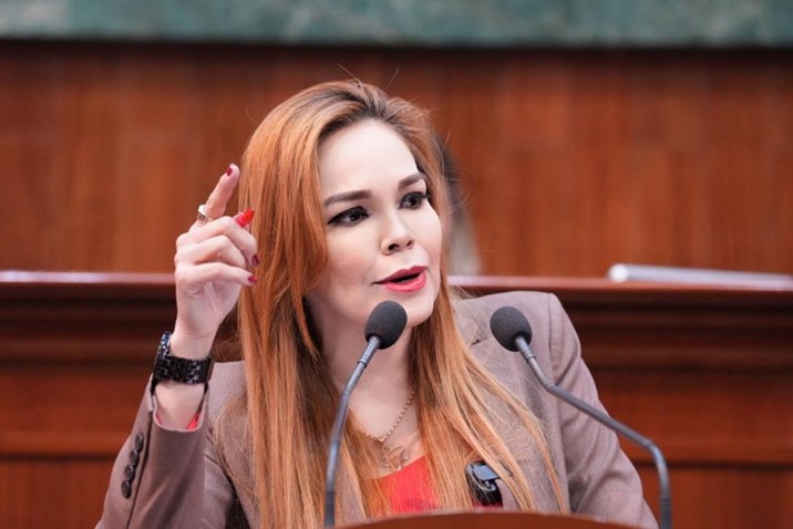 "La libertad no se negocia, se defiende", señala Paola Garate y advierte que quieren silenciar a la crítica ciudadana 