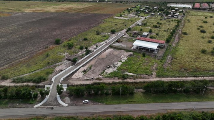 Avance del 80 % de la pavimentación de calle de acceso a UPES Navolato
