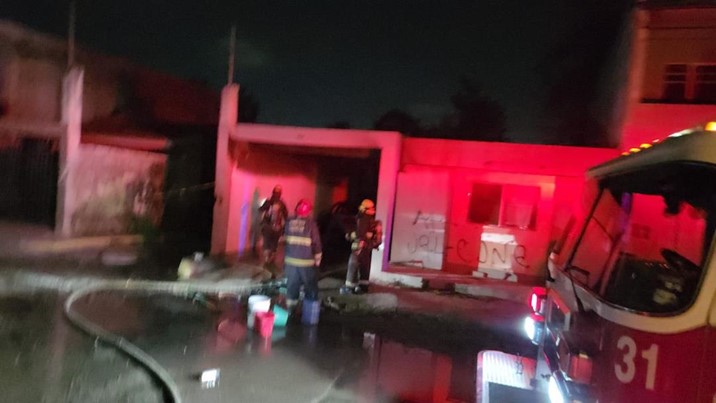 Tirotean vivienda y queman un vehículo en Juntas del Humaya