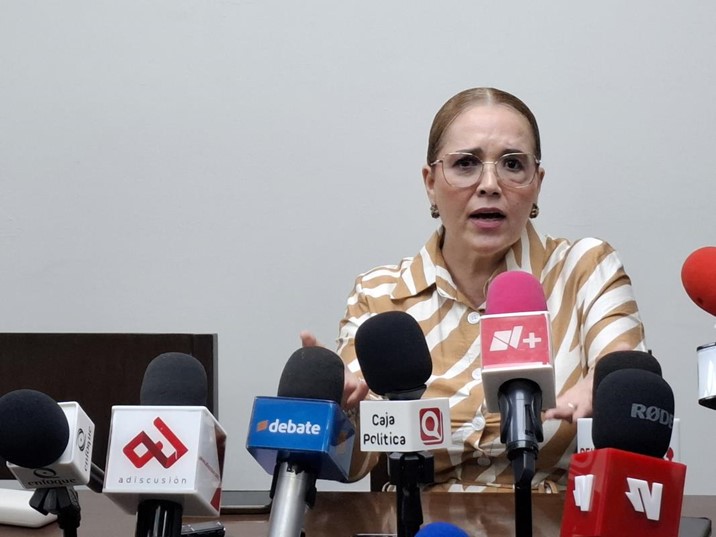 Elizabeth Montoya niega que su esposo haya orquestado abucheos contra Tere Guerra