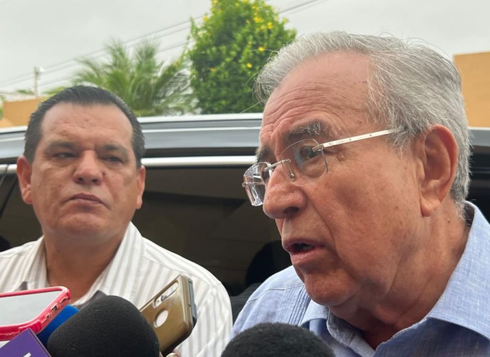  Rocha y Madueña se reúnen; ‘fue un encuentro institucional’, dice el Gobernador al reiterar apoyo a la UAS