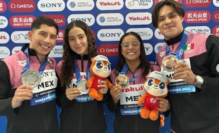 Osmar Olvera rompe récord y supera las cinco medallas mundiales en clavados; México gana plata en Singapur