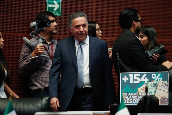 Morena quita a Enrique Inzunza la presidencia de comisión en Senado