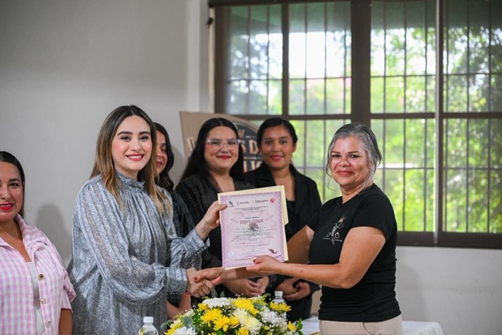  Capacitación fortalece autonomía económica de 25 mujeres en Elota