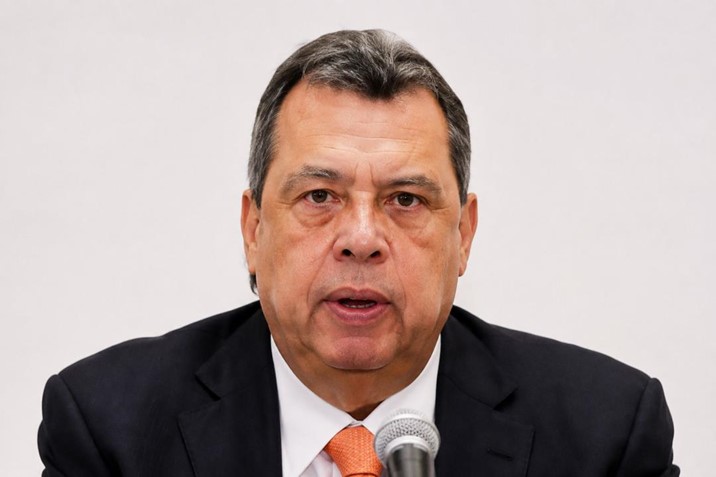 Caso Ayotzinapa da giro con arresto de Ángel Aguirre