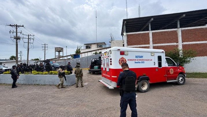 Riña en penal de Mazatlán deja 10 muertos y 16 heridos