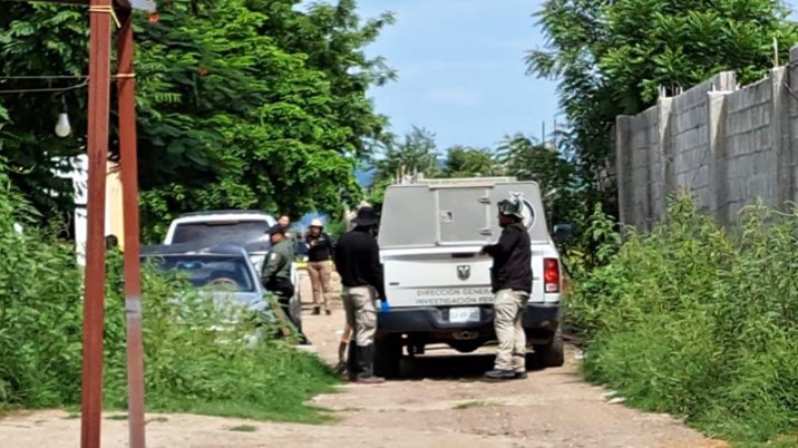 Sin vida y semienterrado localizan a un hombre al sur de Culiacán