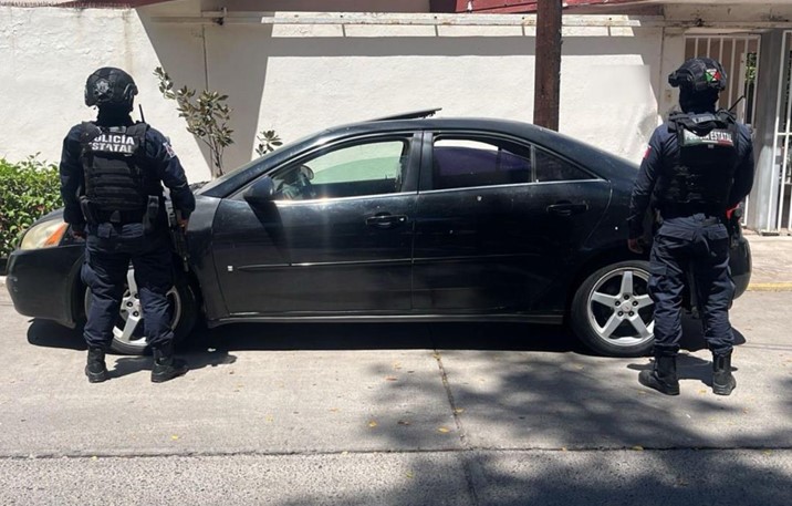 Recuperan un vehículo con reporte de robo en Culiacán 