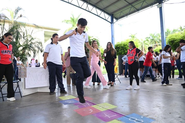 Juegos tradicionales vuelven para combatir aislamiento provocado por pantallas