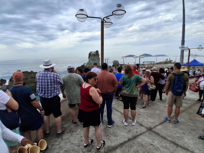 Recibe Mazatlán a más de 14 mil cruceristas en una semana