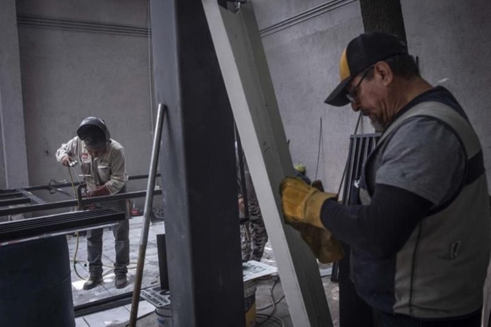 Cumpleaños con descanso o pago doble: iniciativa de Morena