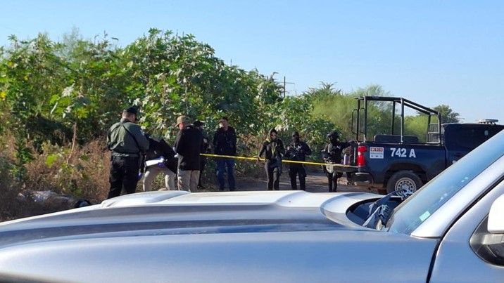 Hallan a dos hombres asesinados y encintados en Navolato, Sinaloa