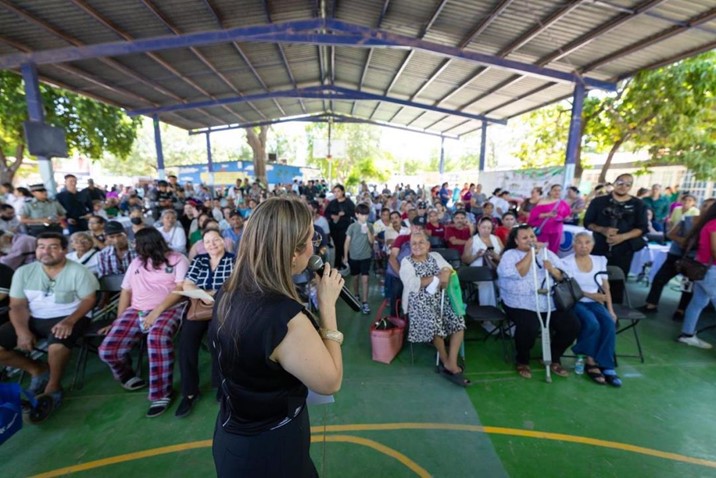 Llevan Jornada de Salud y Servicios del DIF Bienestar a la colonia Los Mezcales
